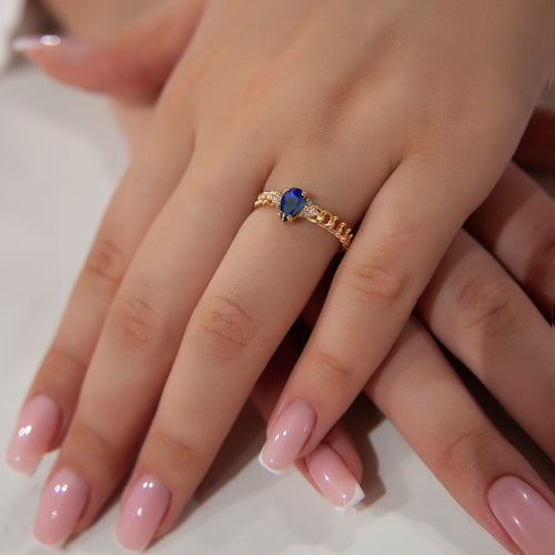 14K Gold Pear Cut Diamond Sapphire Curb Chain Ring