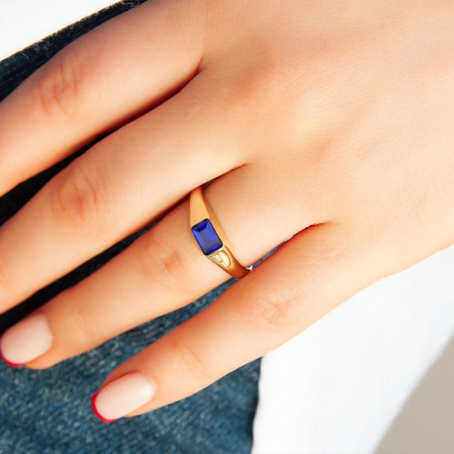 14K Gold Natural Sapphire Signet Ring