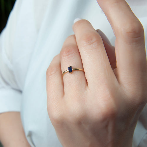 14K Solid Gold Baguette Cut Solitaire Sapphire Ring