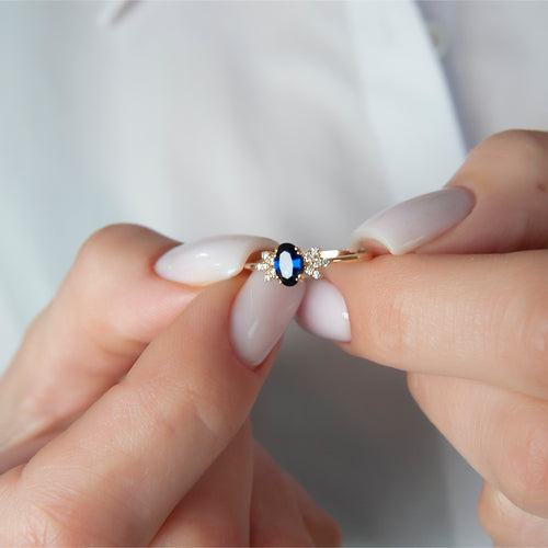 14K Solid Gold Oval Cut Sapphire Ring