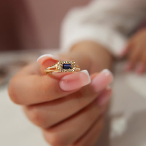 14K Gold Sapphire Diamond Signet Ring