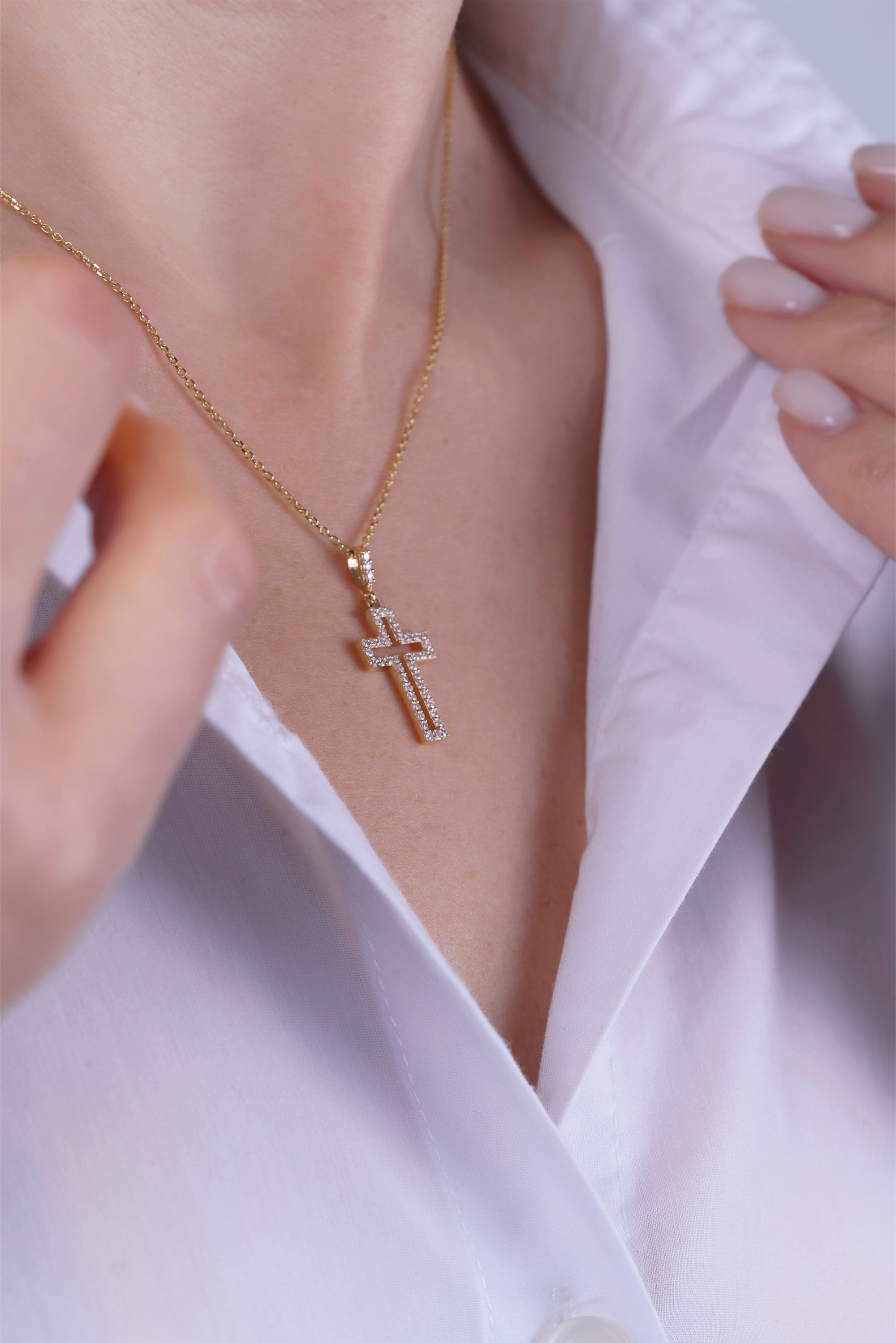 14K Gold Diamond Cross Necklace / Christian Cross Pendant