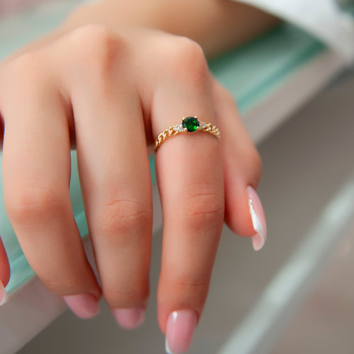 14K Gold Emerald Chain Ring