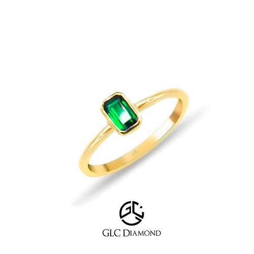 14K Gold Emerald Cut Solitaire Emerald Ring