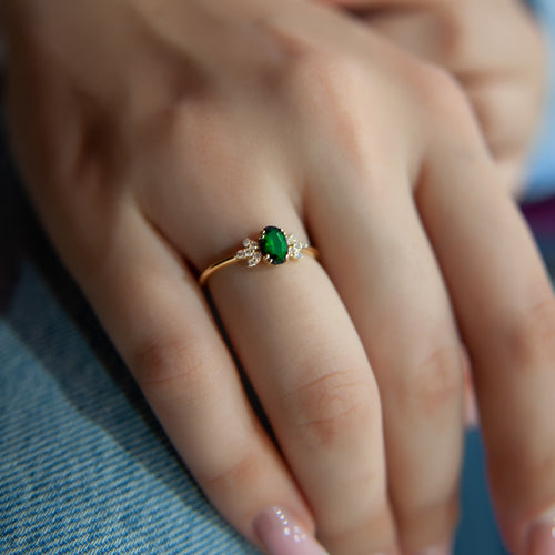 14K Solid Gold Oval Cut Emerald Ring