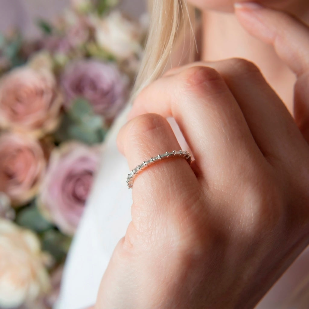 Full Eternity Wedding Band, 0,33 CT Baguette Cut Diamond Wedding Band