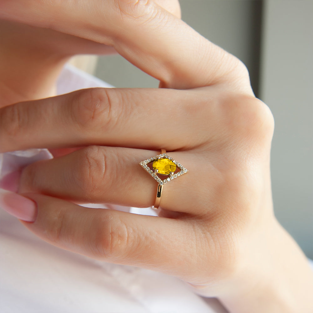 Kite Halo Citrine Ring / 14K Gold Yellow Gemstone Ring