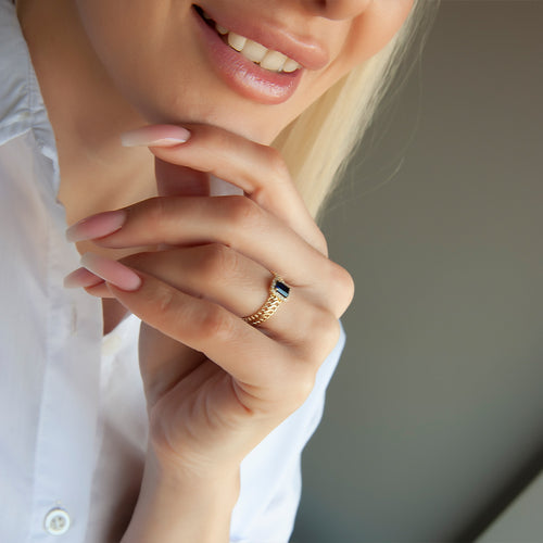 14K Gold Natural Sapphire Chain Ring