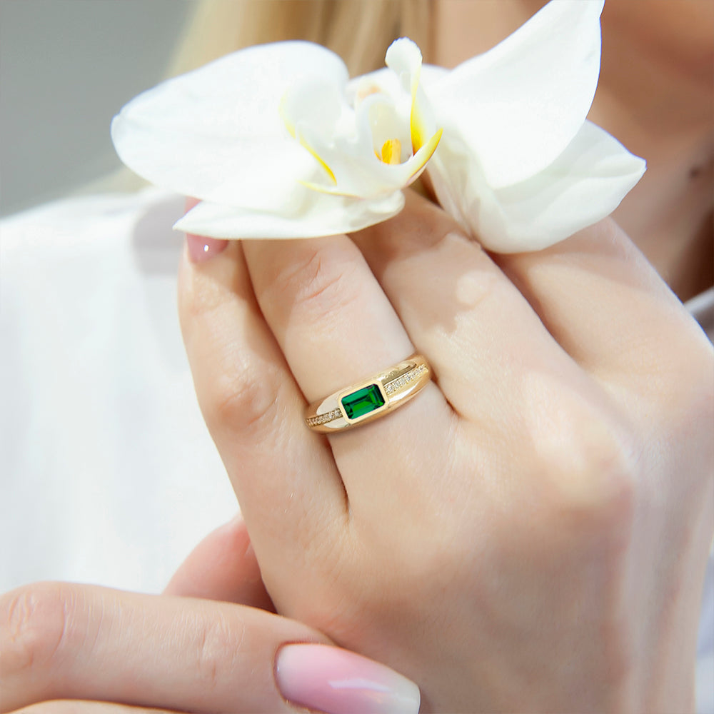 14K Gold Emerald Signet Ring