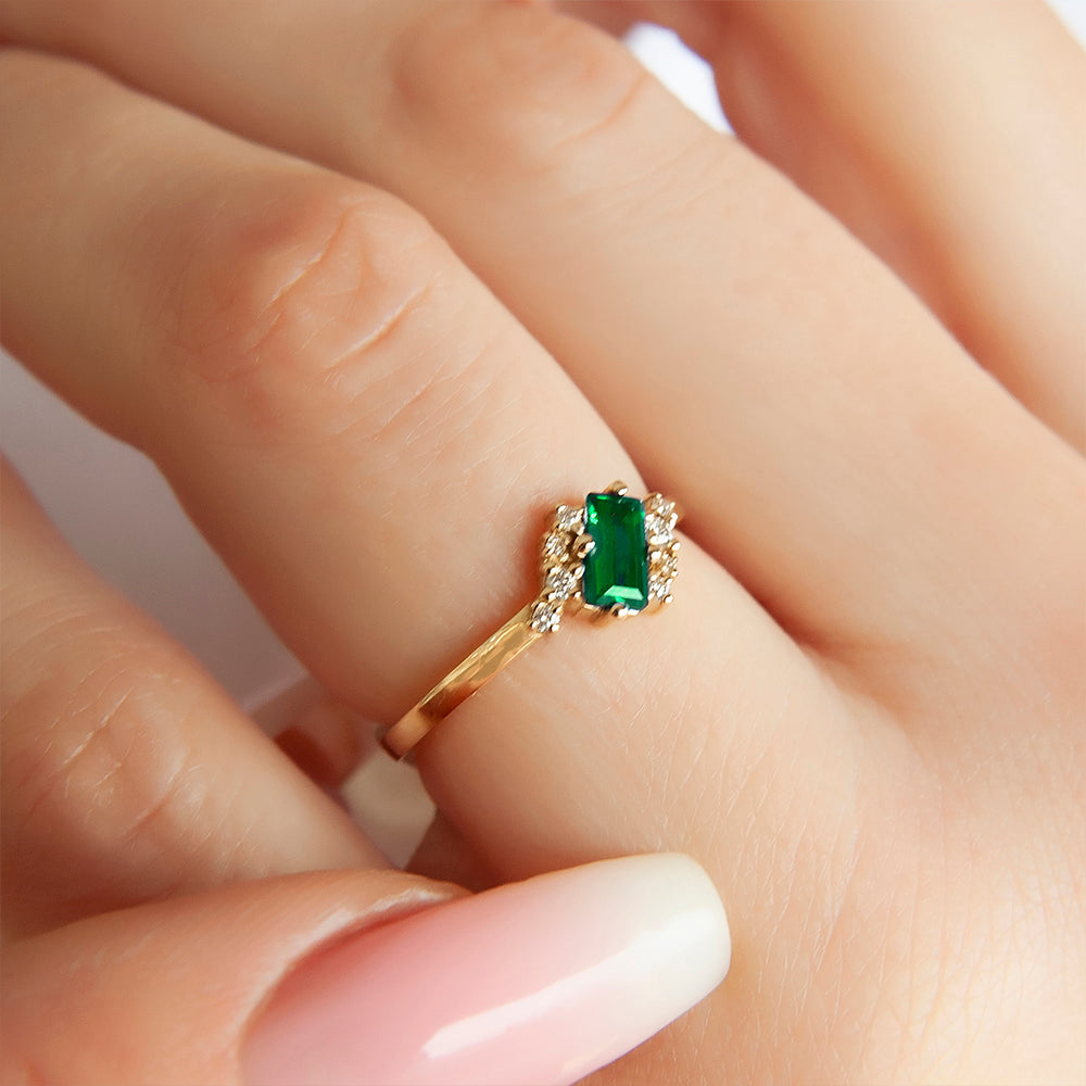 14K Gold Emerald Engagement Ring / Geometric Green Gemstone