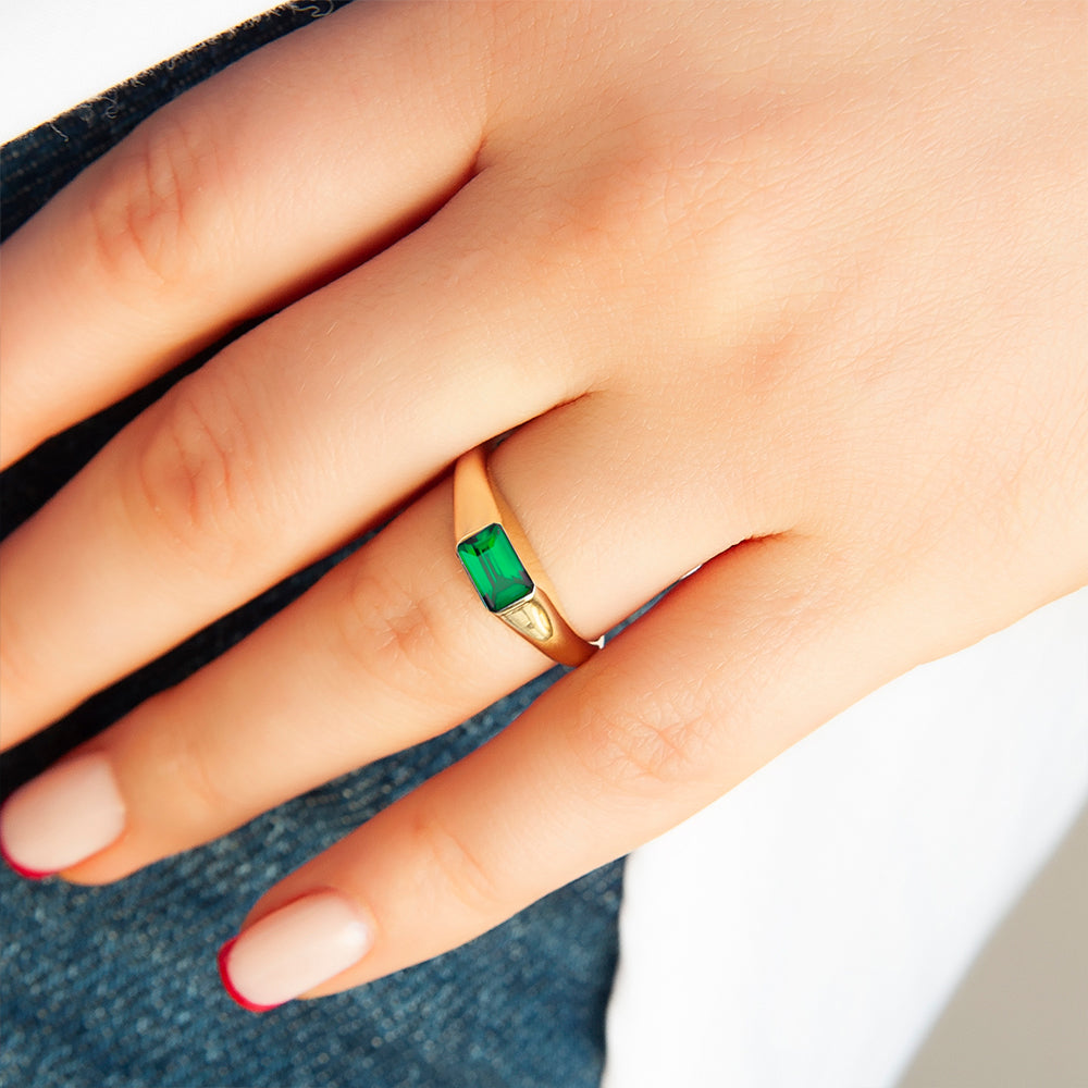 14K Gold Emerald Signet Ring / Anniversary Gift