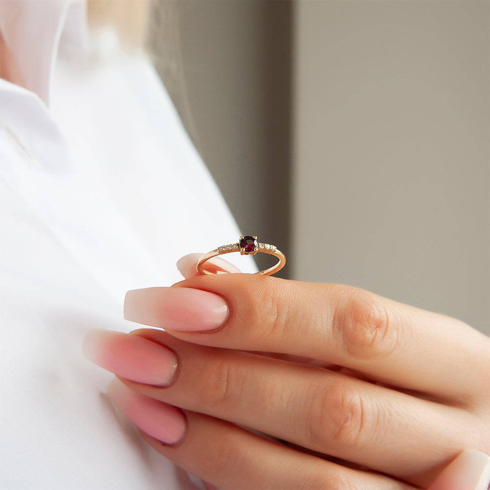14K Gold Round Diamond Ruby Ring