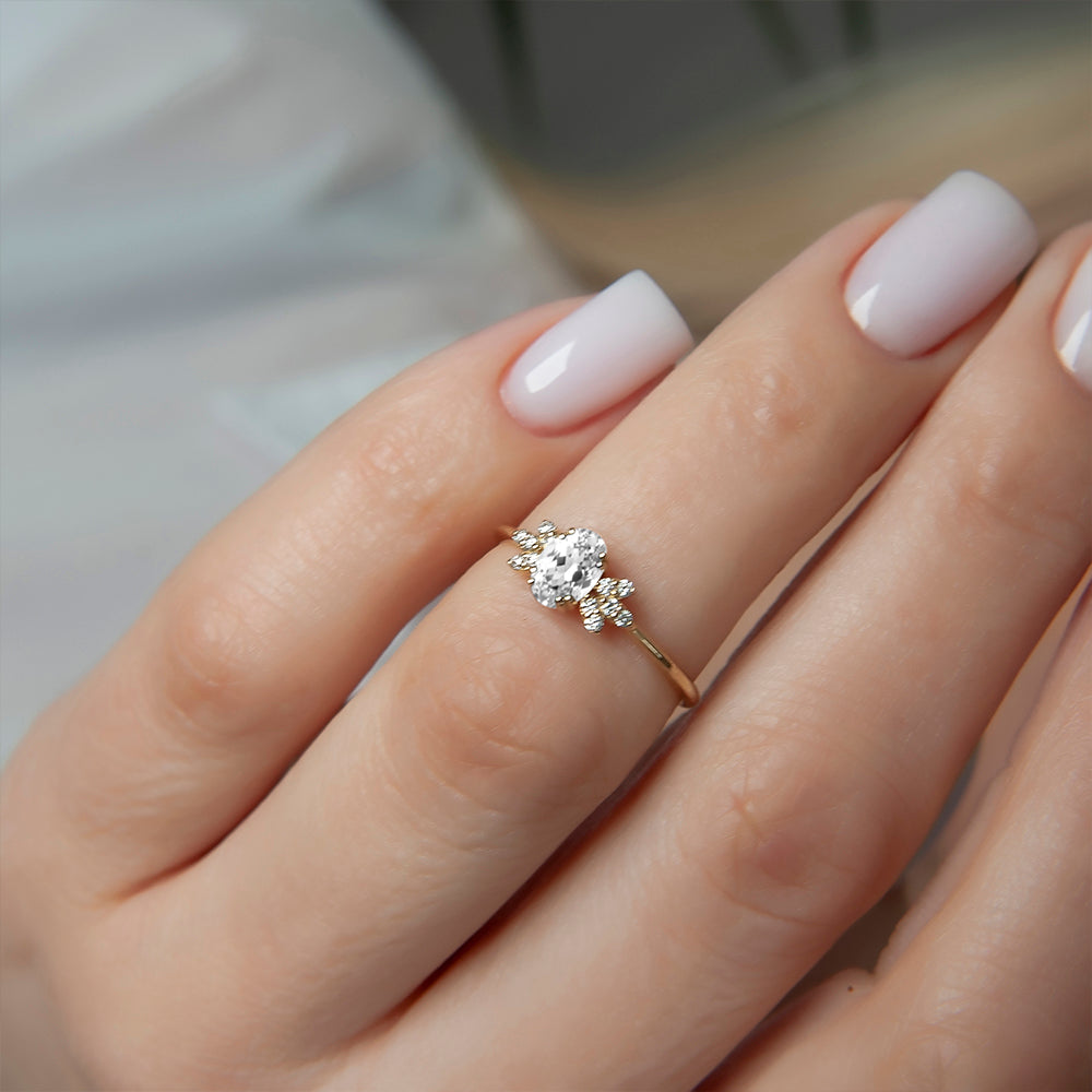 14K Gold White Sapphire Ring / Diamond Leaf Accents