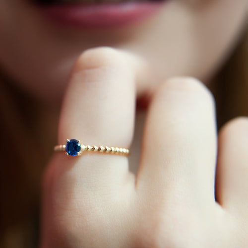 14K Solid Gold Round Cut Sapphire Ring