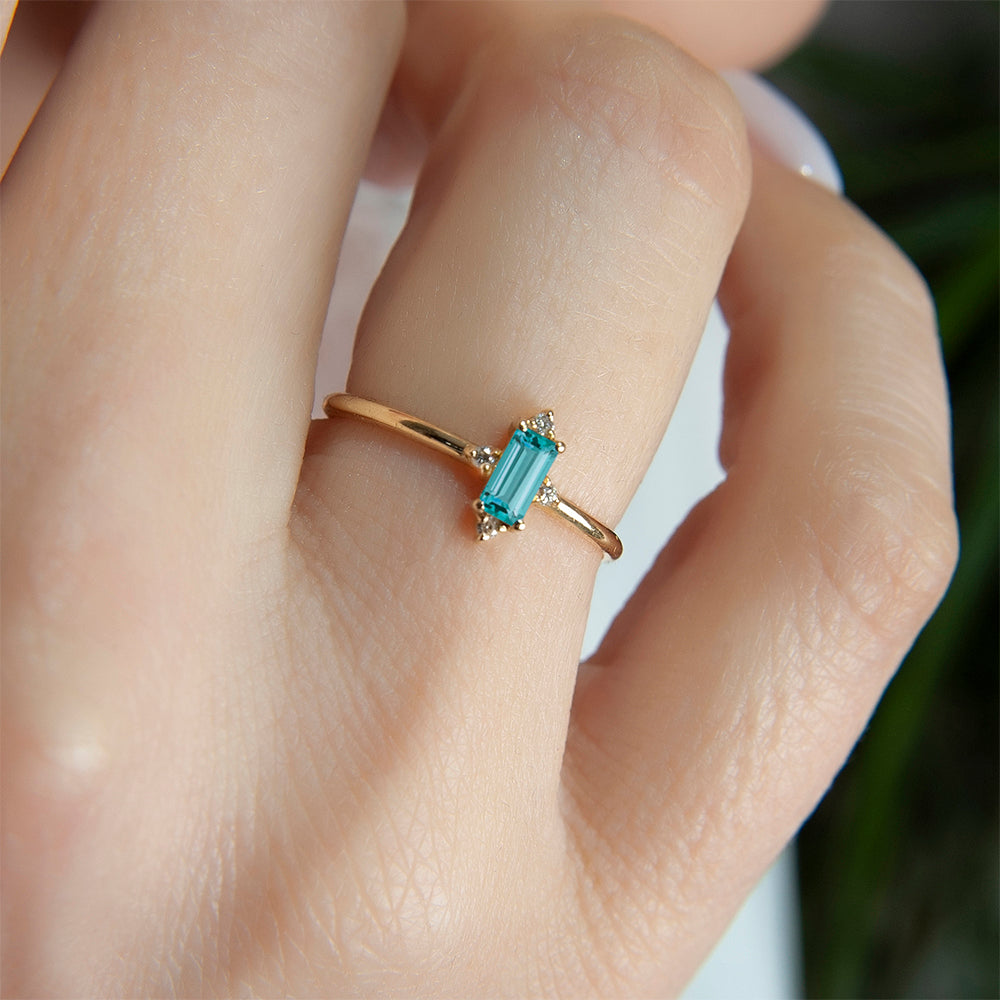 14K Gold Aquamarine Engagement Ring