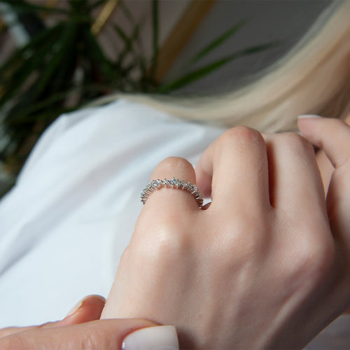 14K Gold Mixed Cut Diamond Band