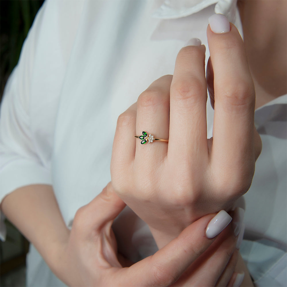 14K Gold Emerald Leaf Ring / Diamond Wedding Ring
