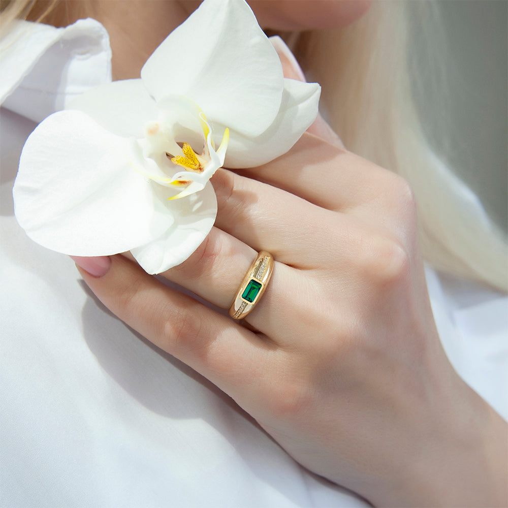 14K Gold Emerald Signet Ring