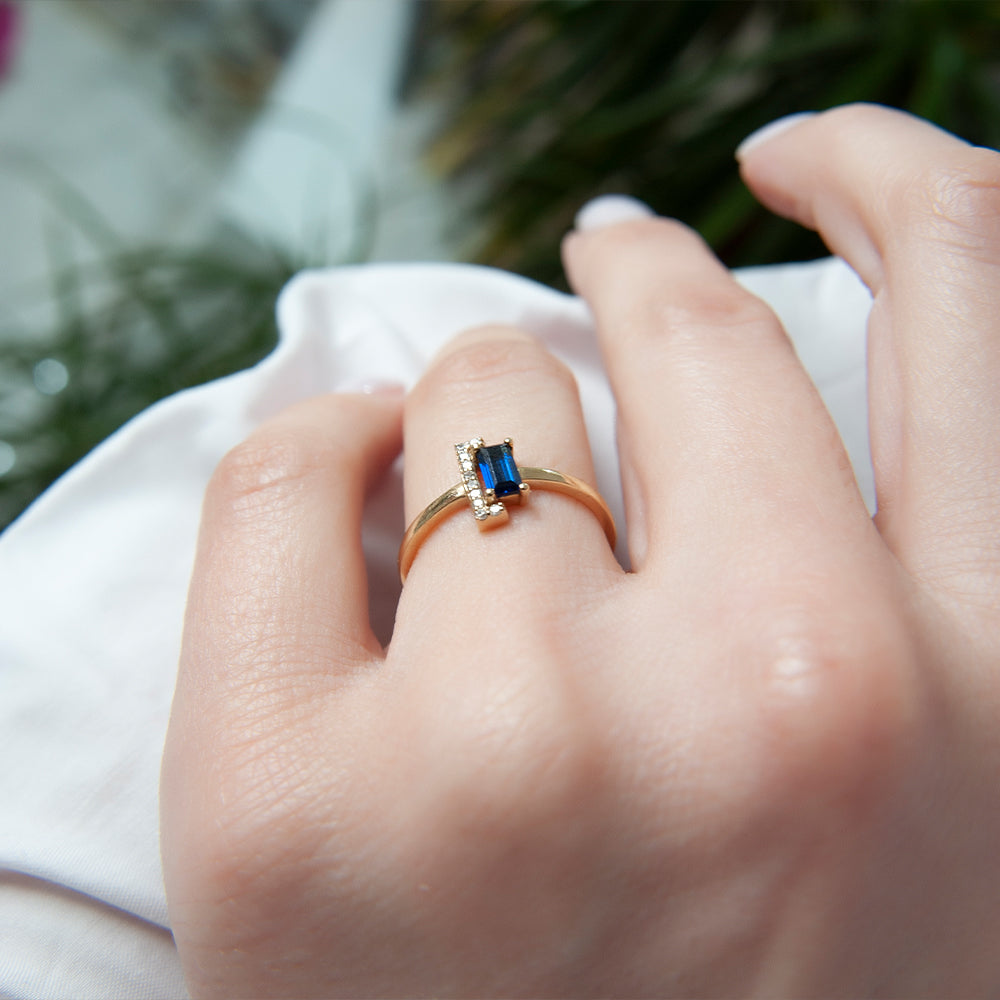 14K Solid Gold Baguette Diamond Sapphire Ring