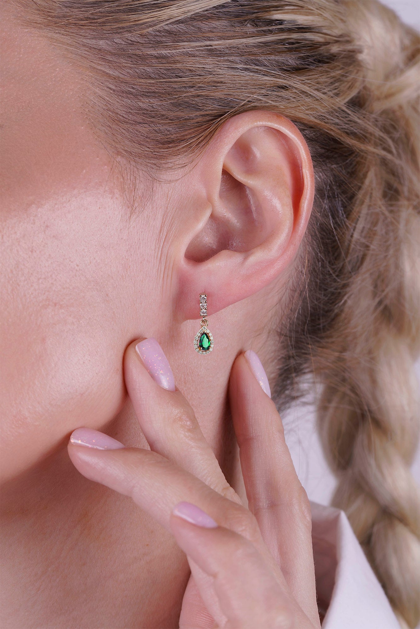 14K Gold Emerald Earrings
