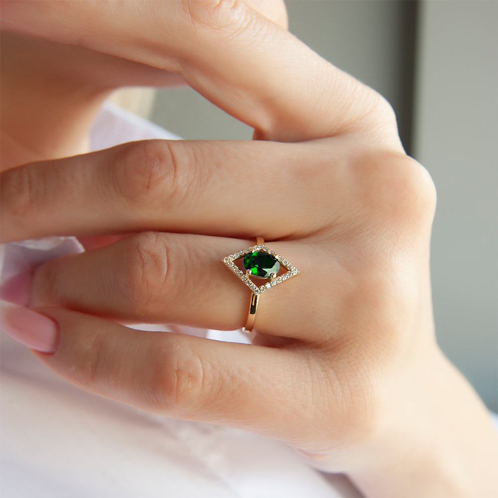 Kite Halo Emerald Ring / Romantic Gift