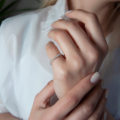 14K Gold Milgrain Diamond Band