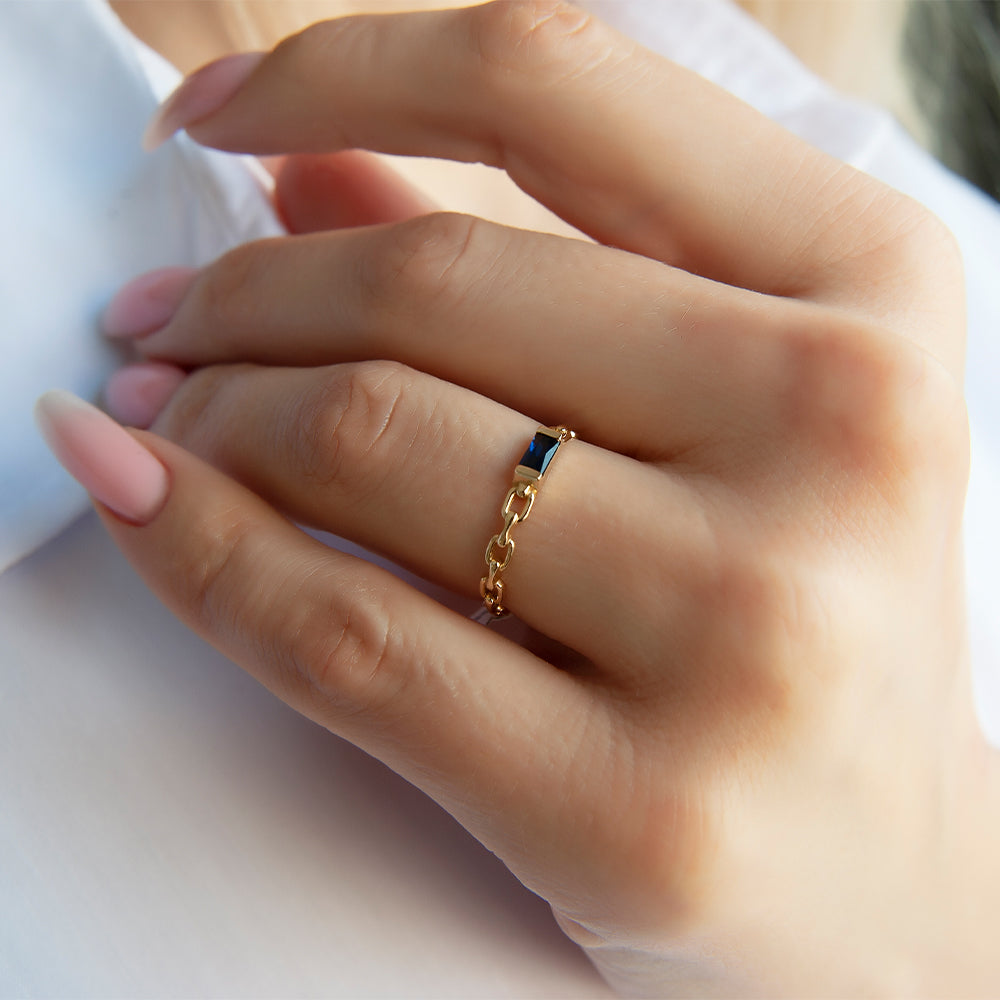 14K Gold Baguette Cut Diamond Sapphire Curb Chain Ring