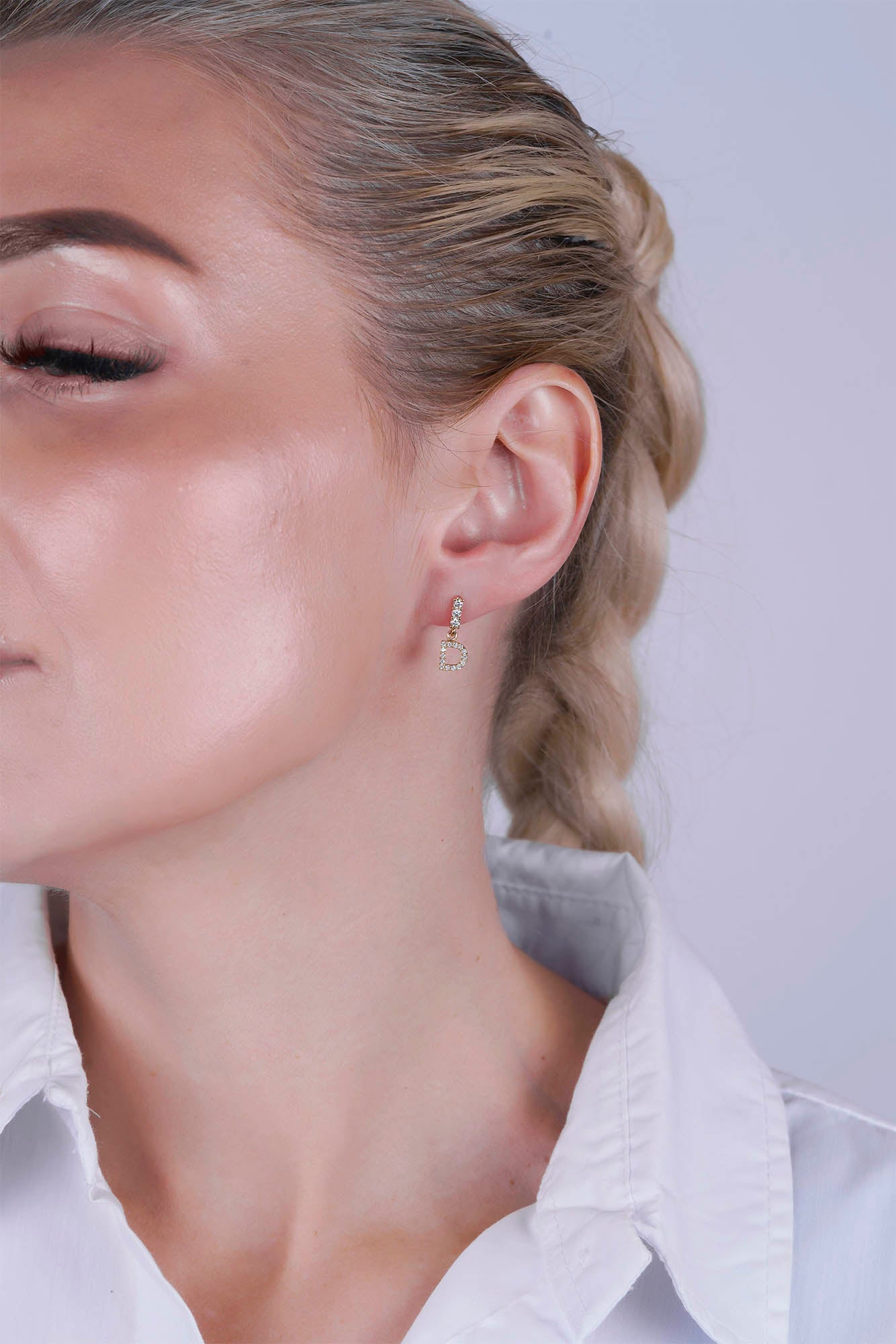 14K Gold Diamond Letter D Earring