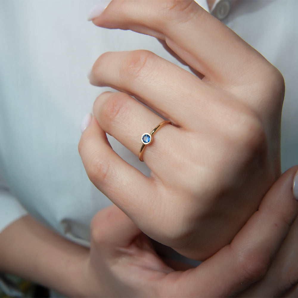 14K Gold Round Cut Solitaire Sapphire Ring