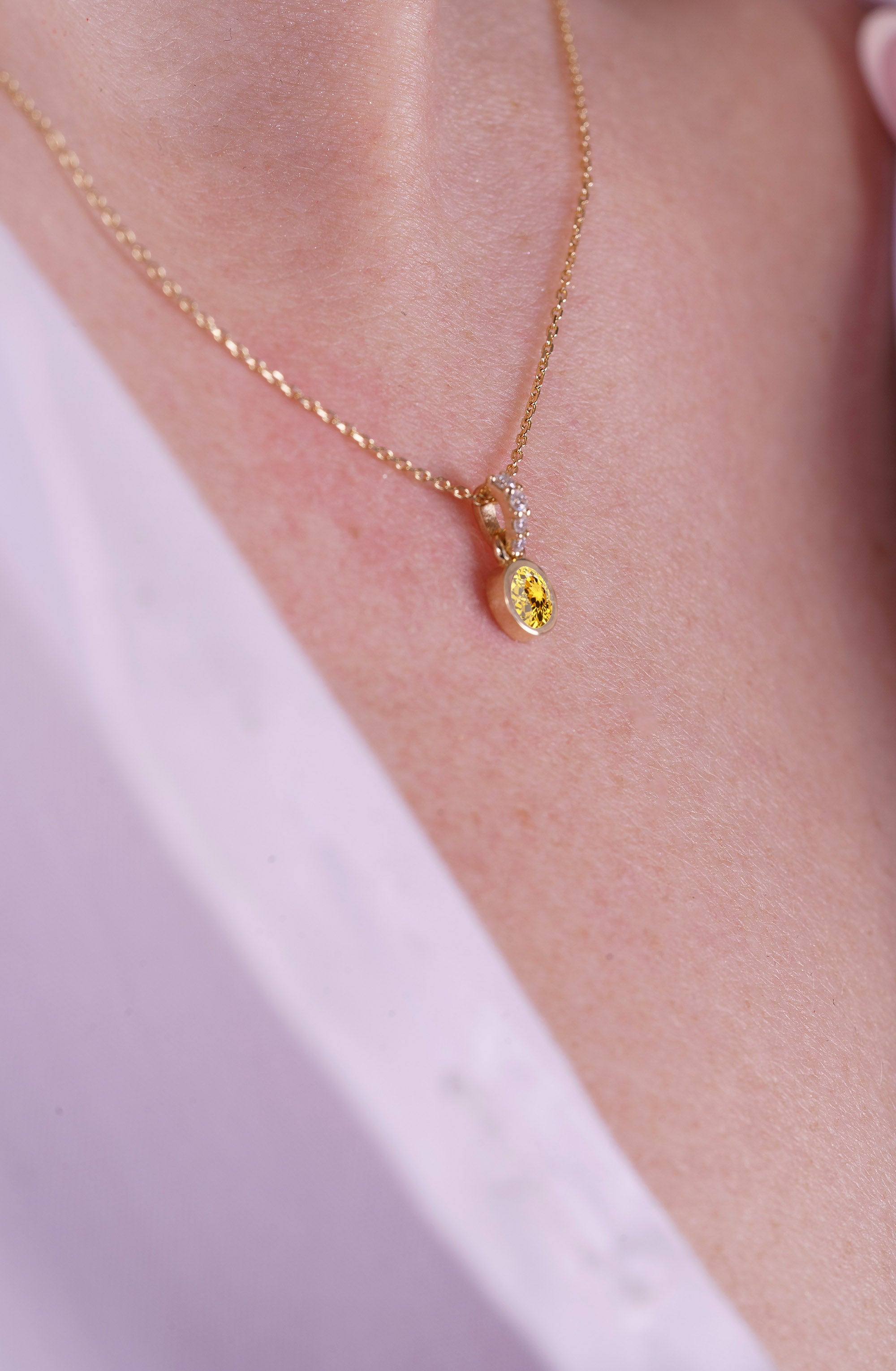 14K Gold Citrine Pendant Necklace