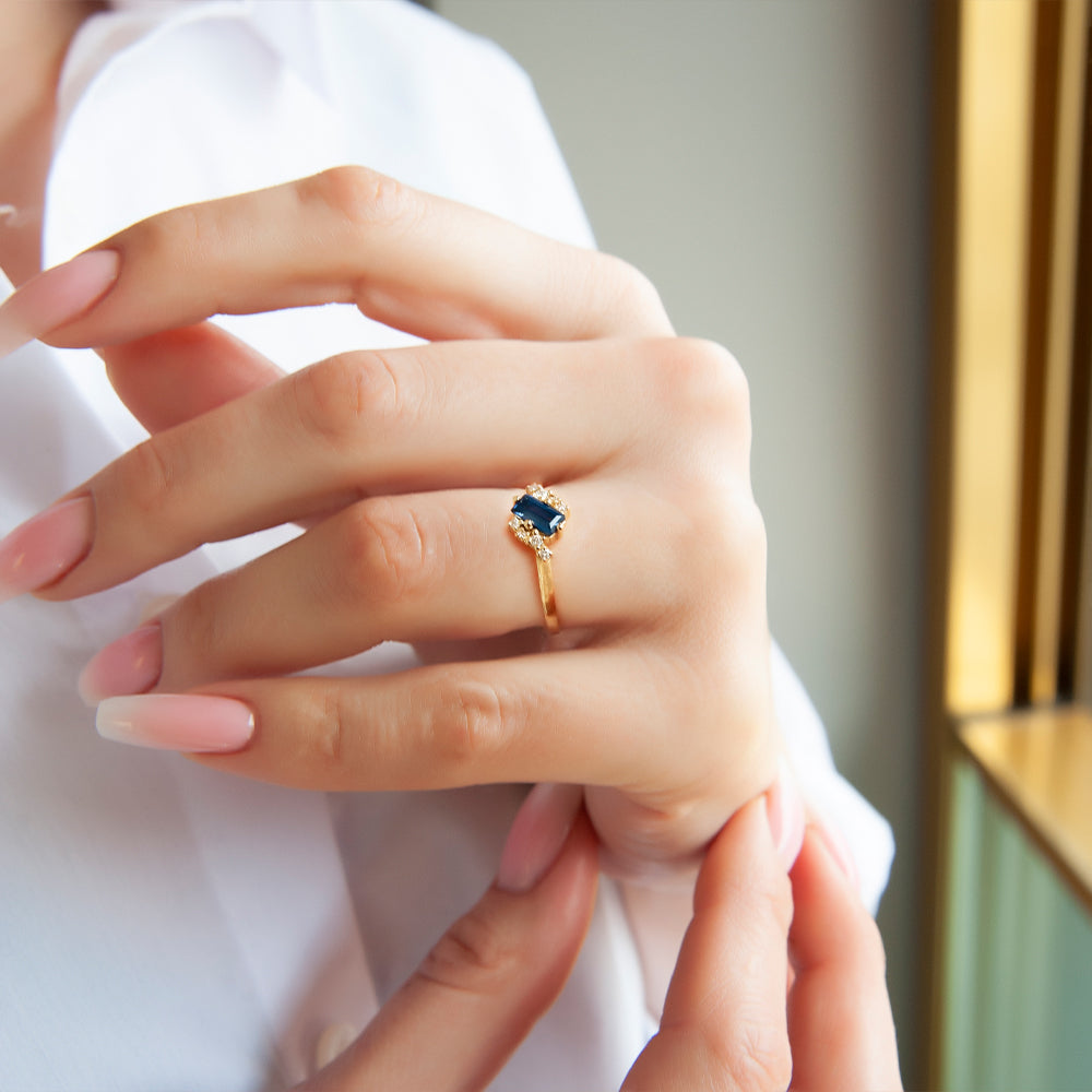 14K Gold Baguette Diamond Sapphire Ring
