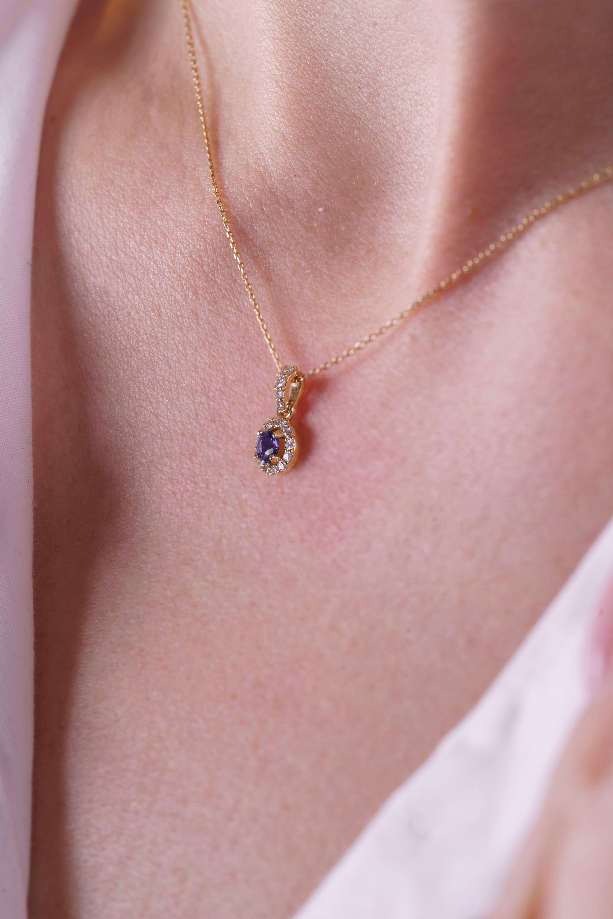 Round Amethyst Halo Necklace