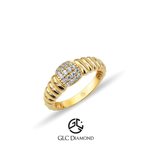 14K Gold Ribbed Band Diamond Ring