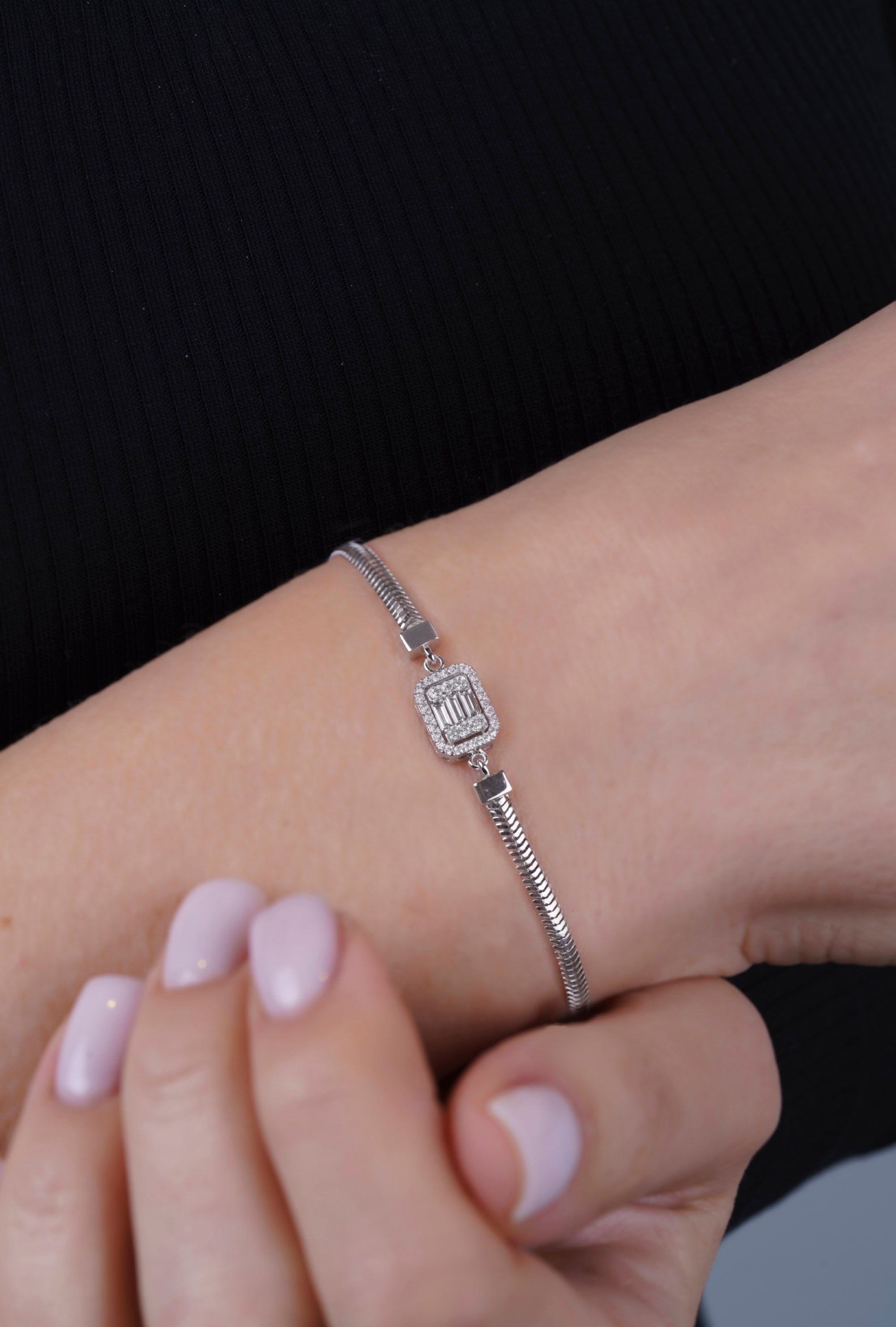 14K Gold Tennis Bracelet / Diamond Baguette Bracelet