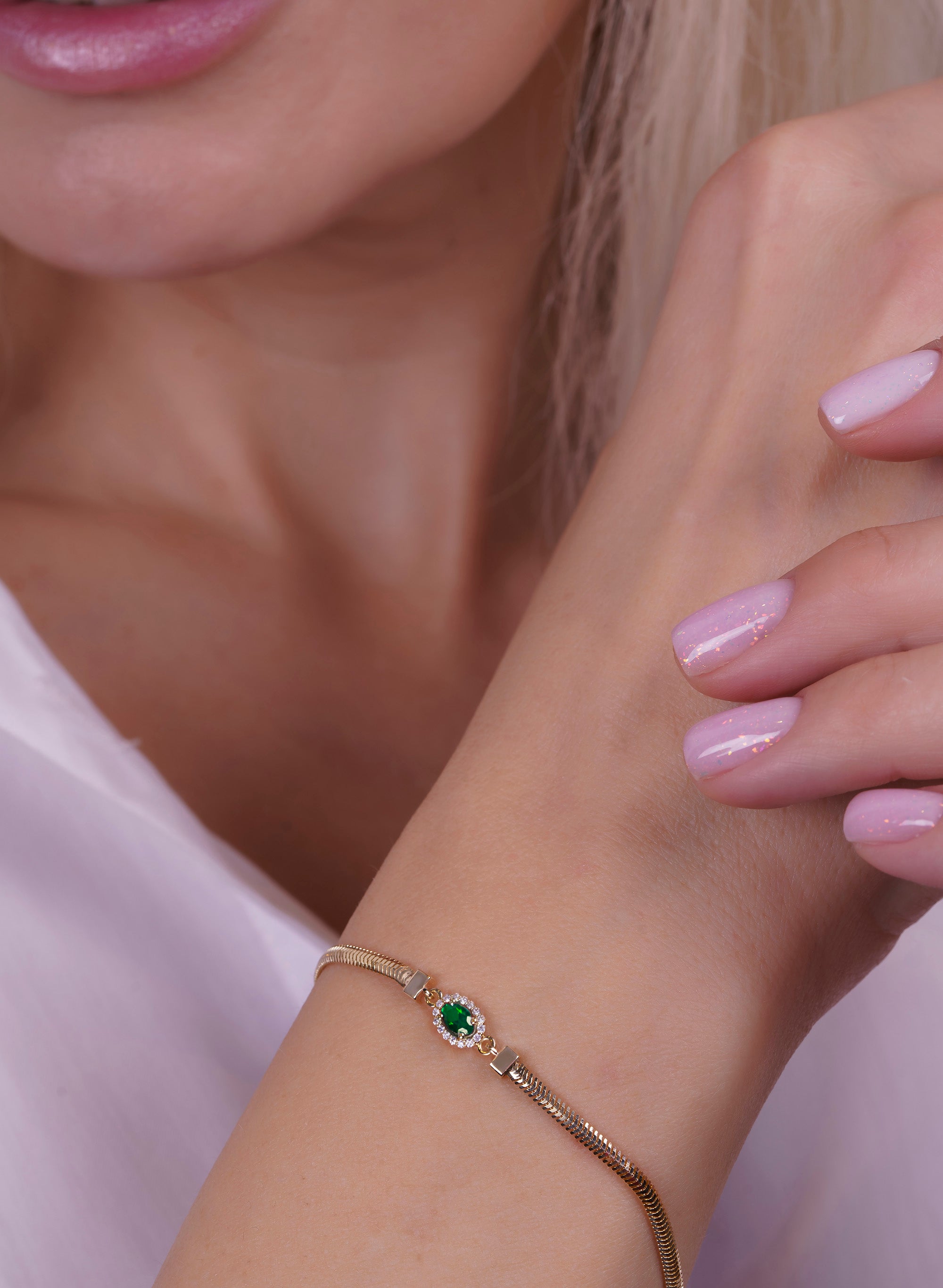 14K Gold Oval Oval Emerald Diamond Bracelet
