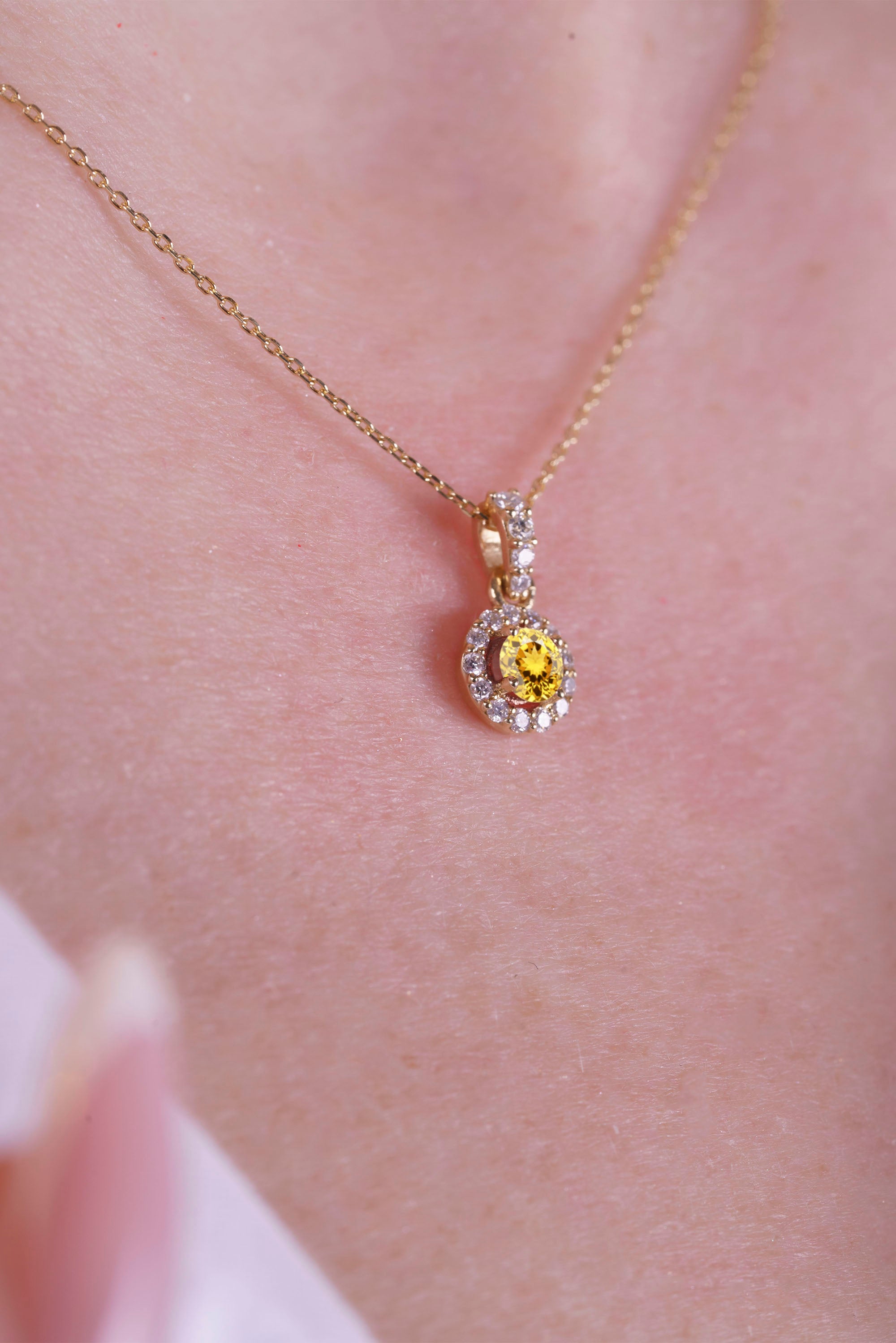 14K Gold Round Citrine Necklace
