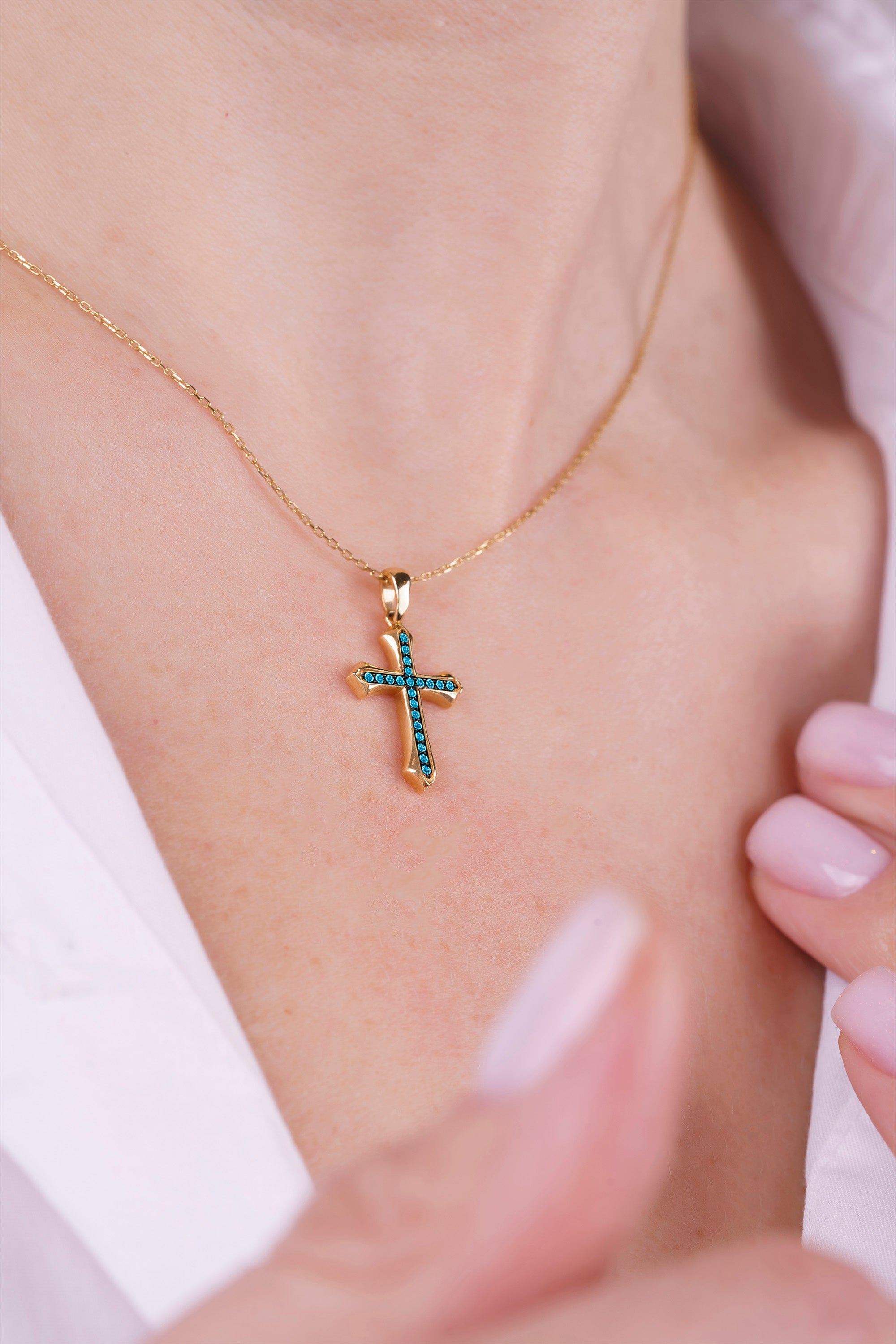 Vintage Inspired Aquamarine Cross Necklace / Natural Aquamarine Christian Necklace