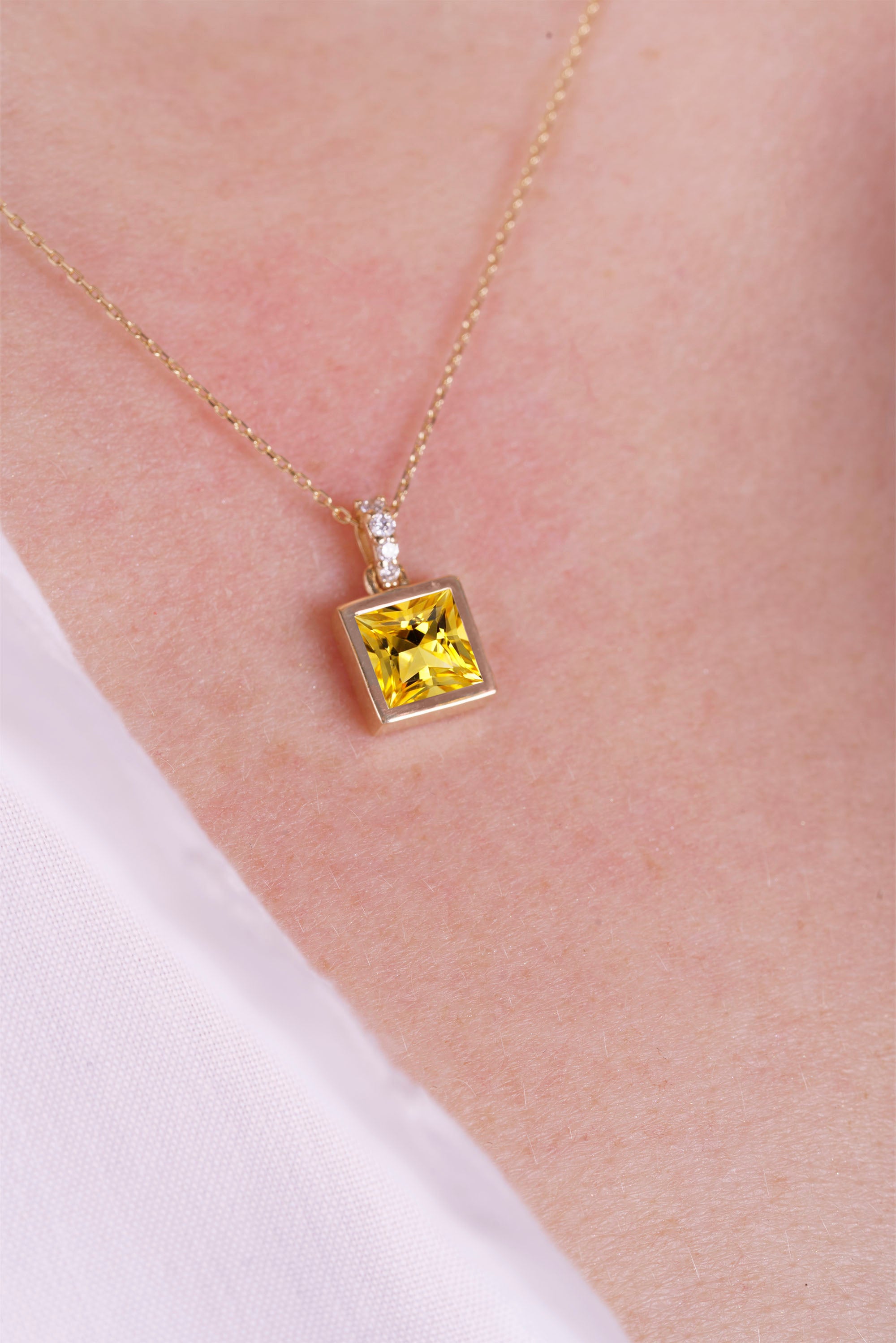 Warm Honey Citrine Necklace