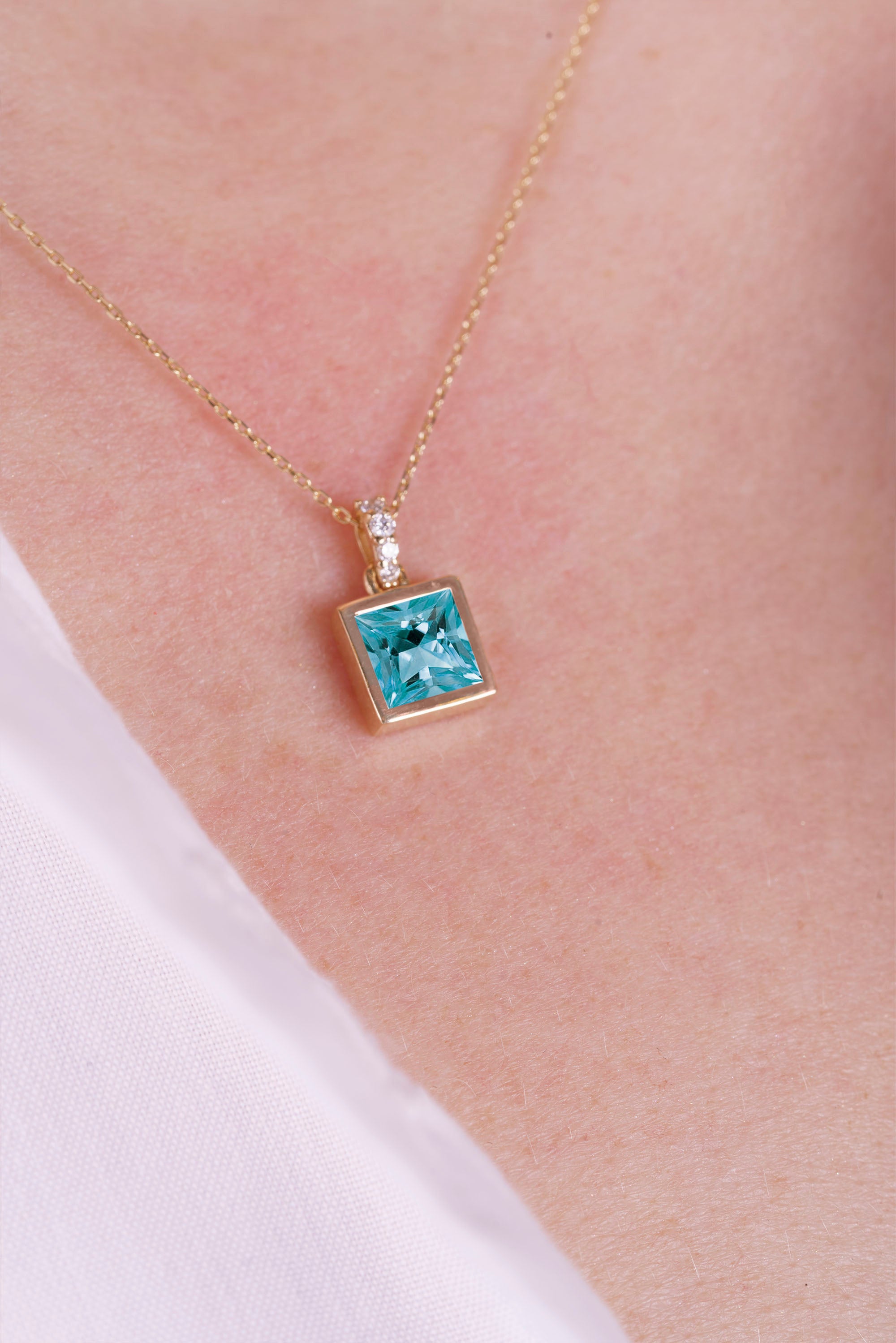 Ocean Blue Aquamarine Necklace