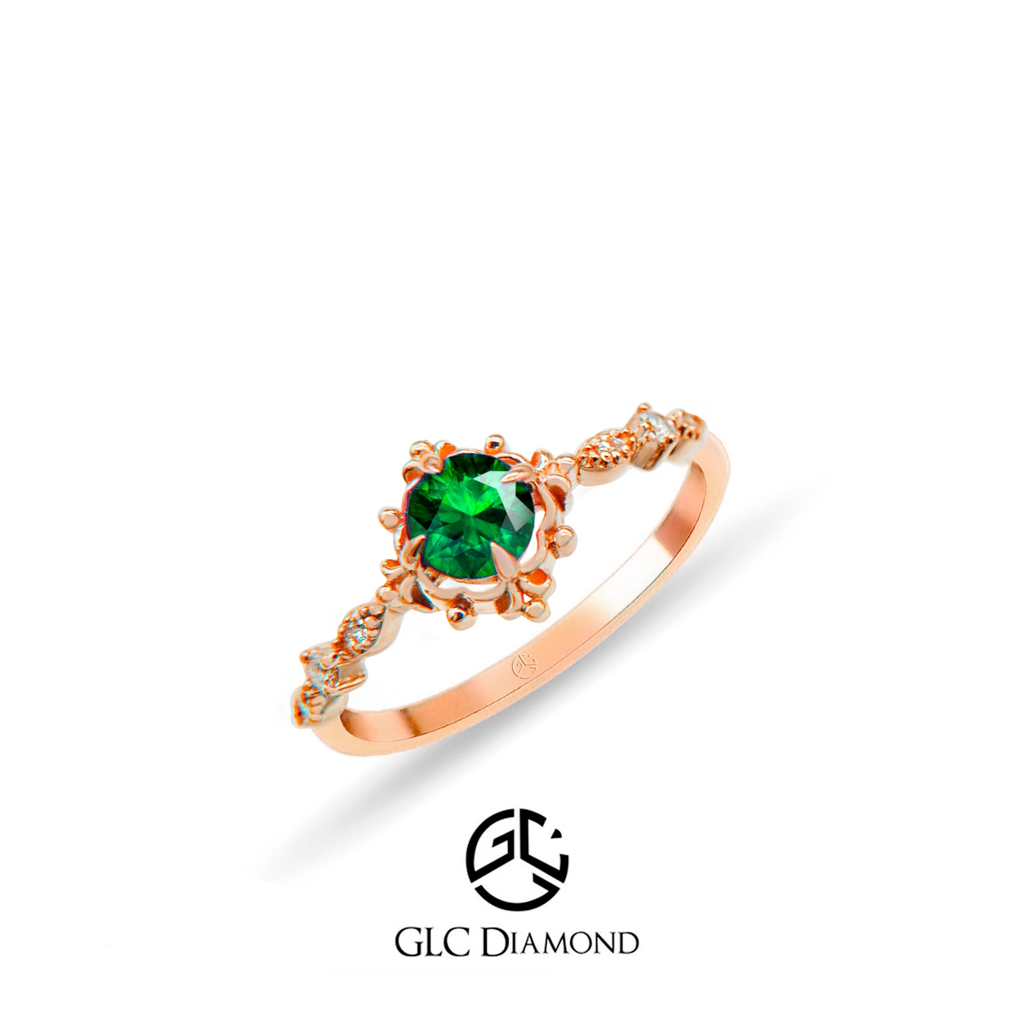 14K Gold Emerald Flower Ring with Detailed Band