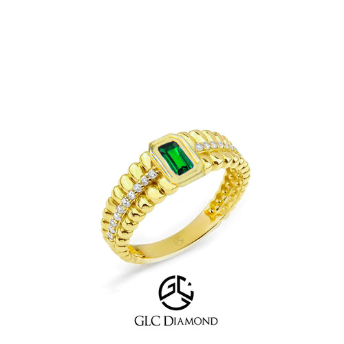 14K Gold Emerald-Cut Green Gemstone Ring with Diamond