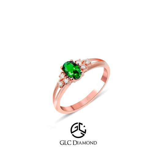 14K Gold Oval Emerald Ring with Diamond