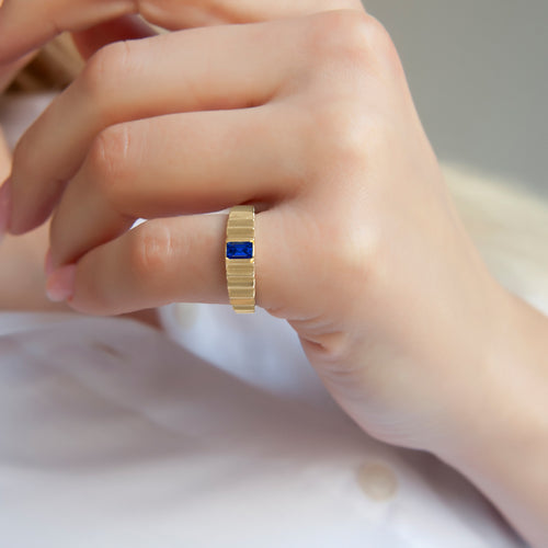 14K Gold Sapphire Step Edge Ring