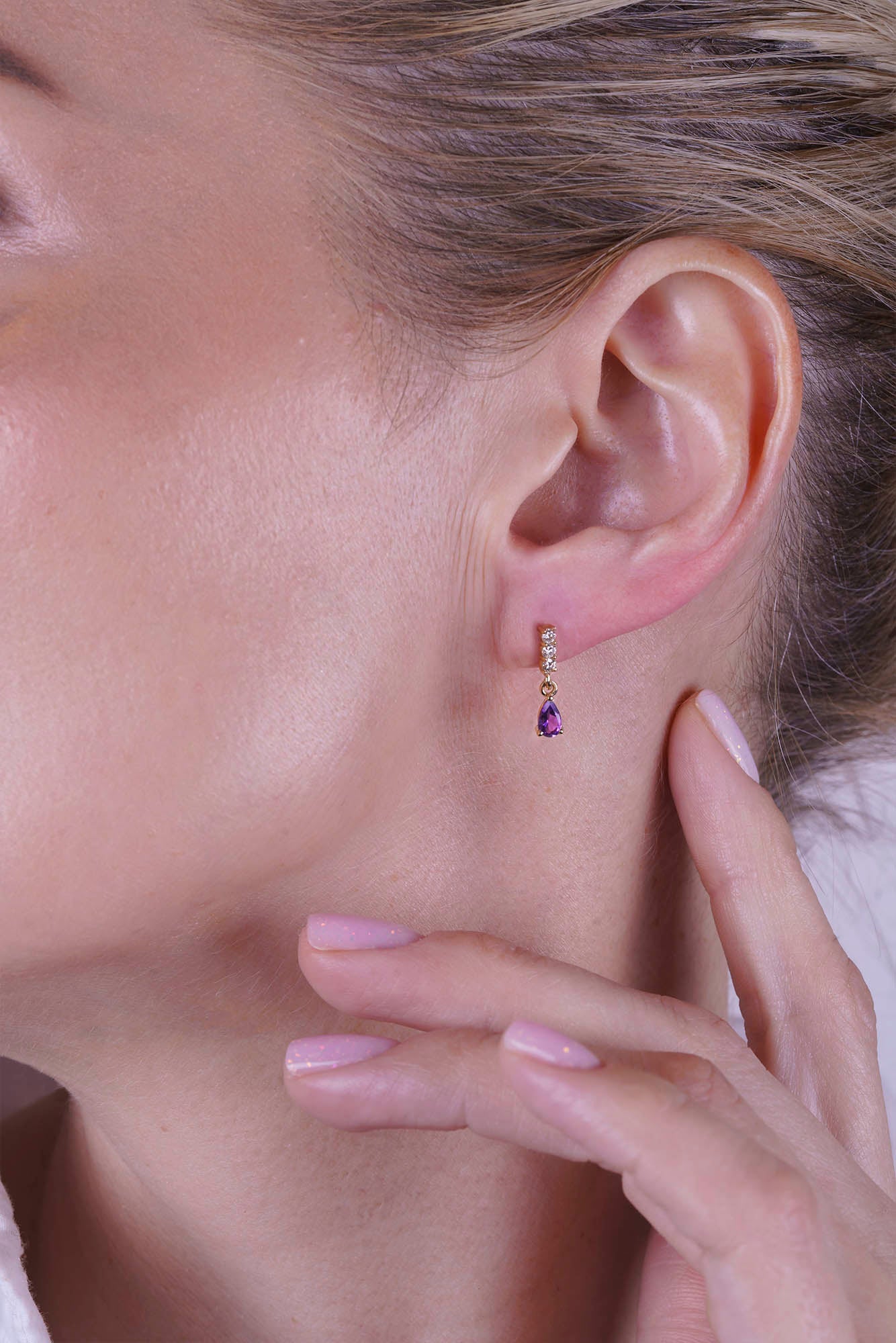 14K Gold Amethyst Drop Earrings