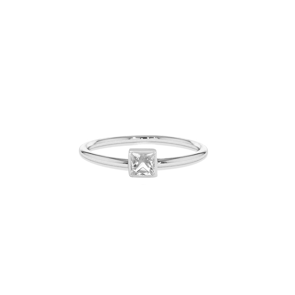 14K Gold White Sapphire Solitaire Ring