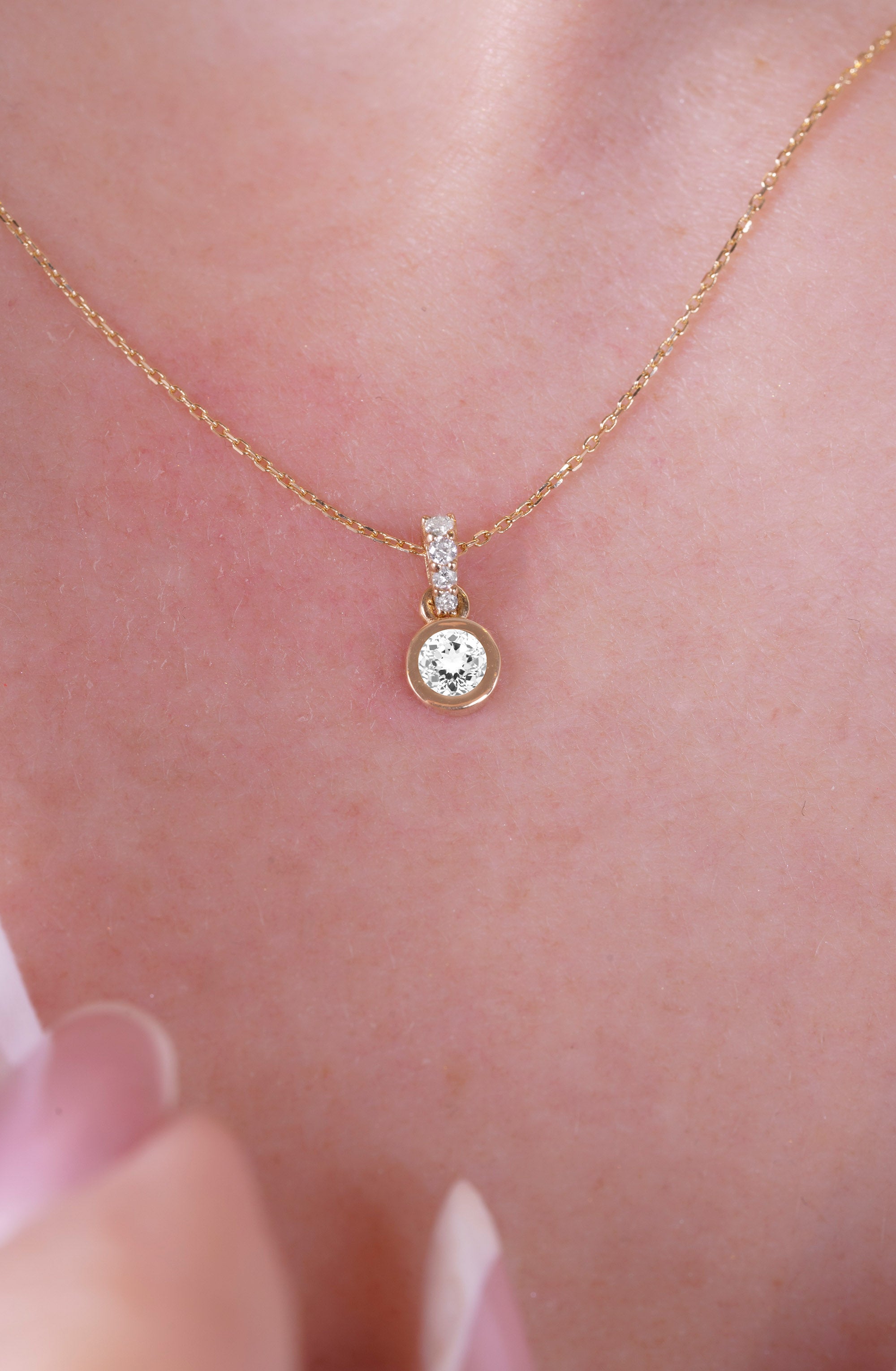 14K Gold Round Natural White Sapphire Necklace