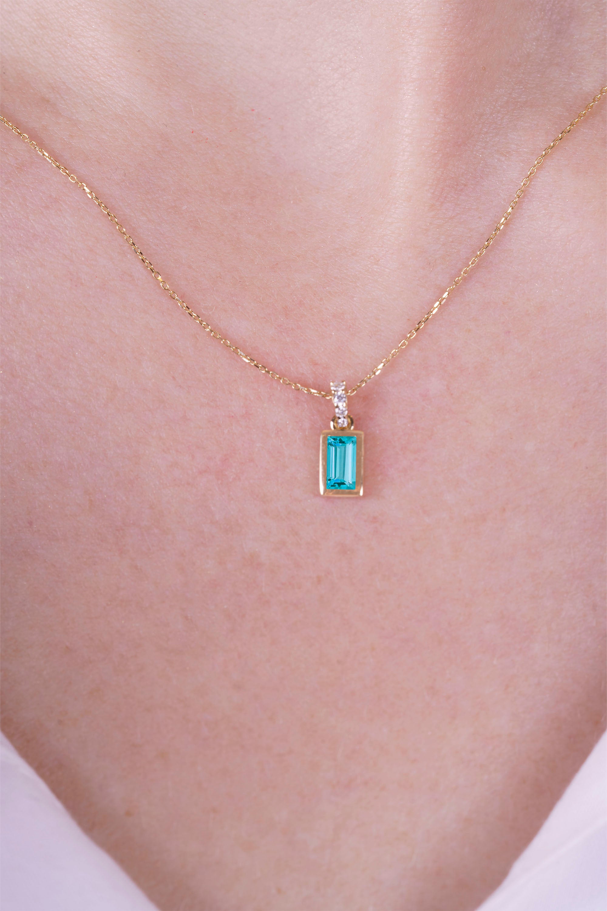 14K Gold Aquamarine Necklace, Ocean Inspired Aquamarine Necklace