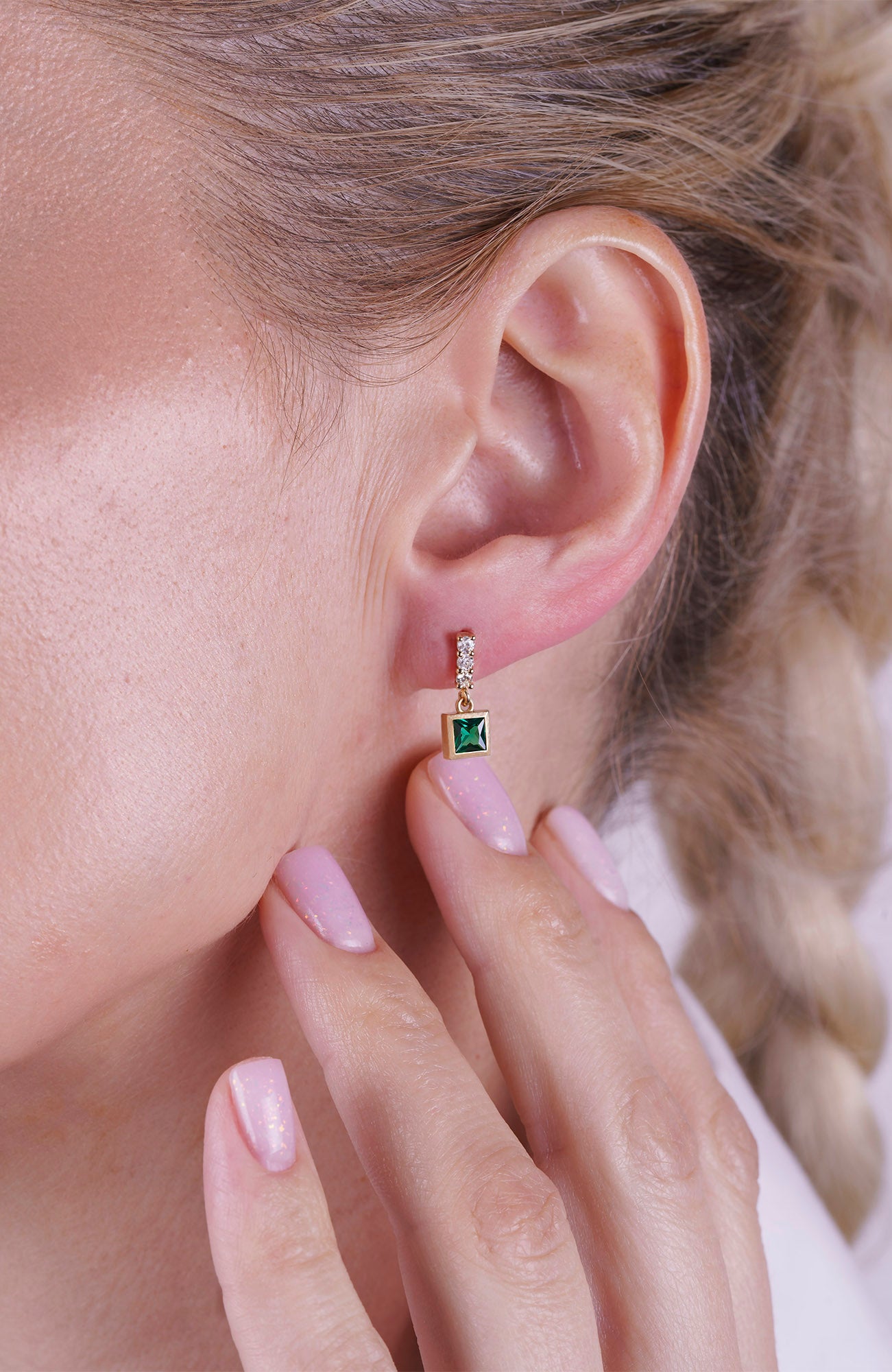 14K Gold Emerald Square Earrings