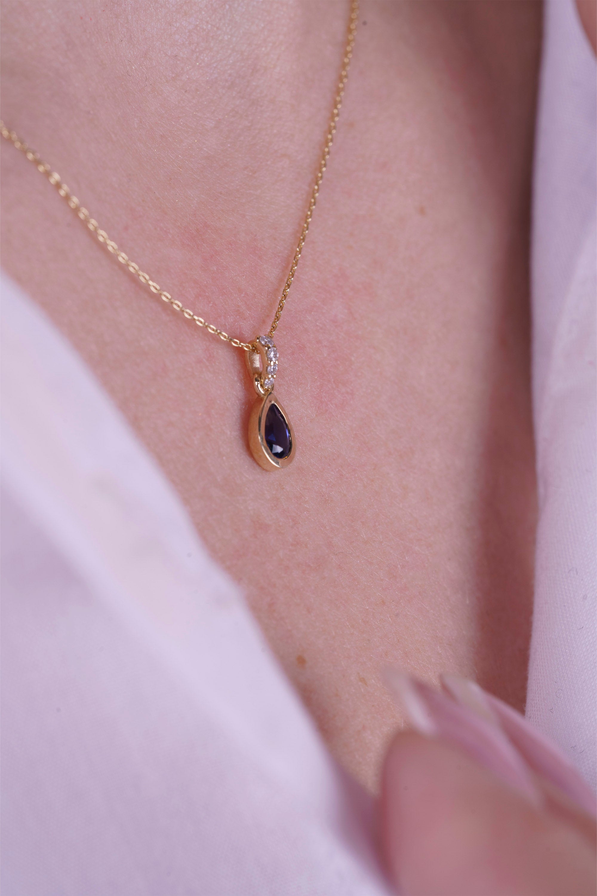 14K Gold Pear Drop Sapphire Necklace for Women