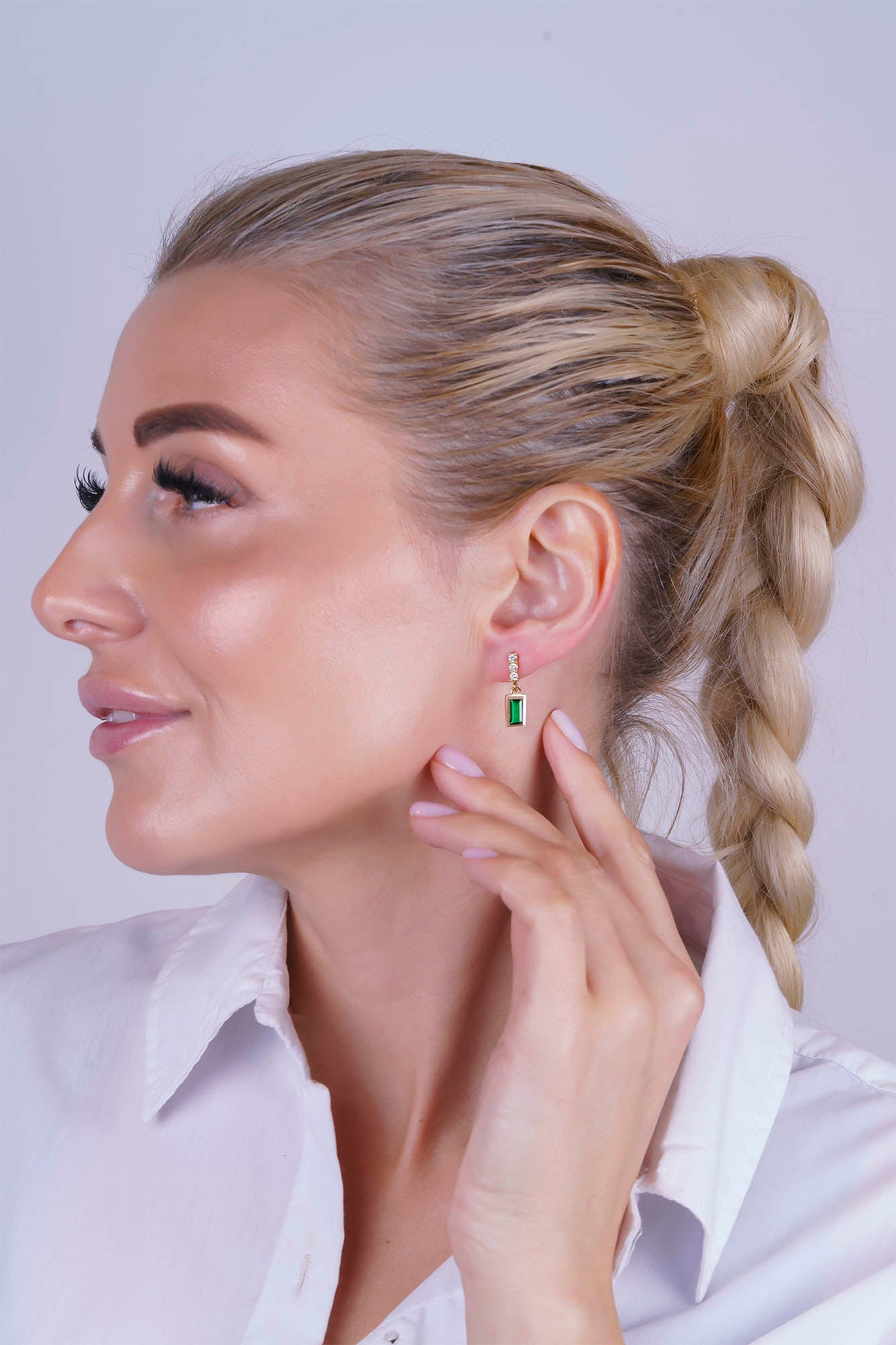 14K Gold Emerald Baguette Earrings